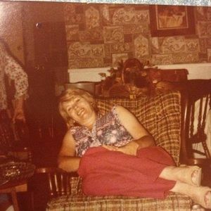 Meet your Posher, Suzie